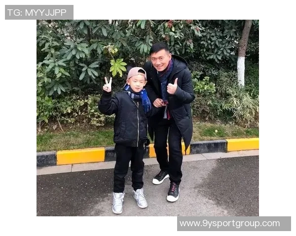 媒体人认为小杨应坚持演艺道路不必急于发展联盟从小角色做起更有前途